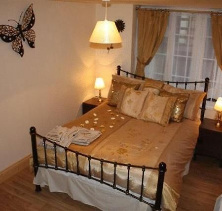 Robertsbridge Retreat At Cornhill Self Catering Apartments Kamer foto
