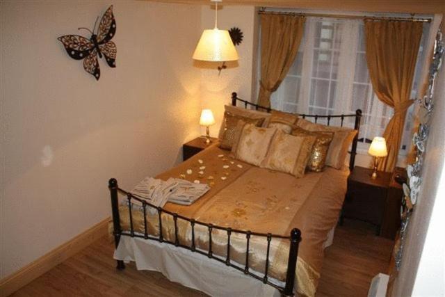 Robertsbridge Retreat At Cornhill Self Catering Apartments Kamer foto