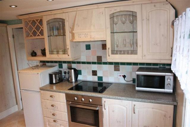 Robertsbridge Retreat At Cornhill Self Catering Apartments Kamer foto