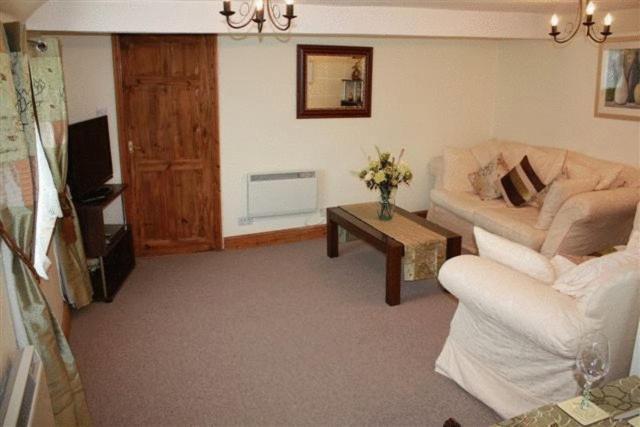 Robertsbridge Retreat At Cornhill Self Catering Apartments Kamer foto