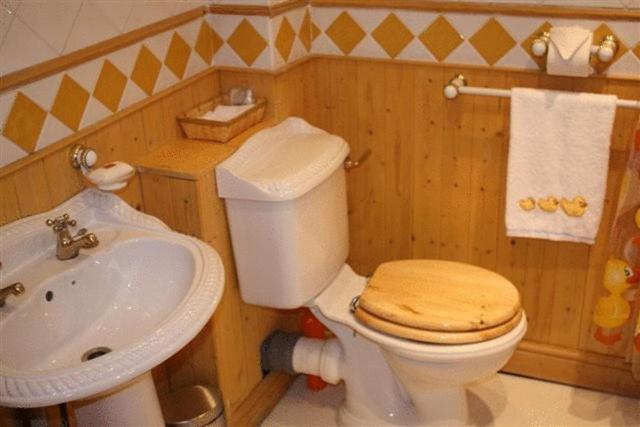 Robertsbridge Retreat At Cornhill Self Catering Apartments Kamer foto