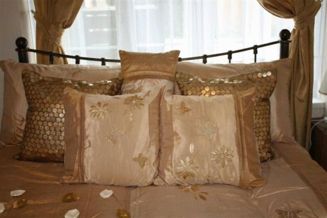 Robertsbridge Retreat At Cornhill Self Catering Apartments Kamer foto